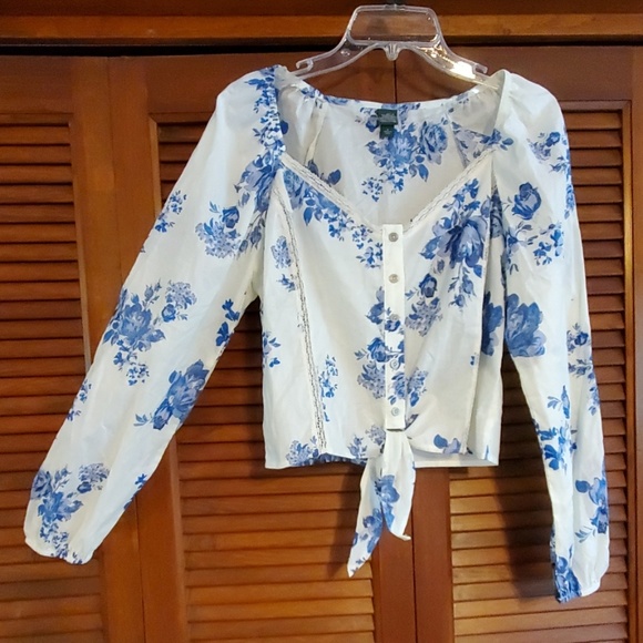 wild fable Tops - NWOT 💥LAST ONE💥 wild fable Tie Front top